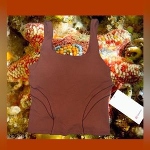 Lululemon nulu and mesh back tank top